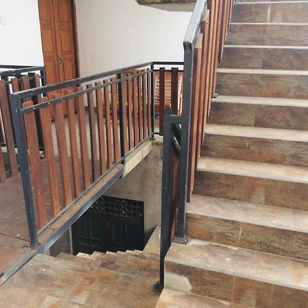 Ambel Homestay 아누라다푸라 외부 사진