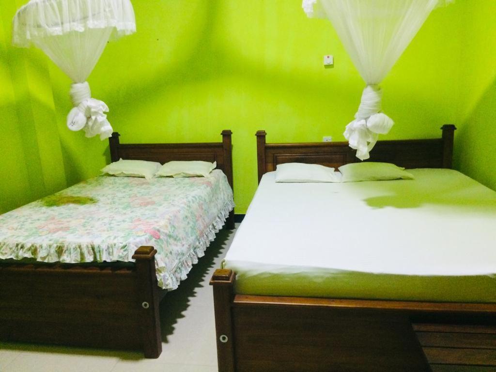 Ambel Homestay 아누라다푸라 외부 사진